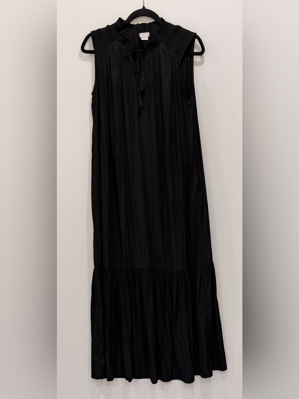 Chico's black sleeveless tiered
maxi dress